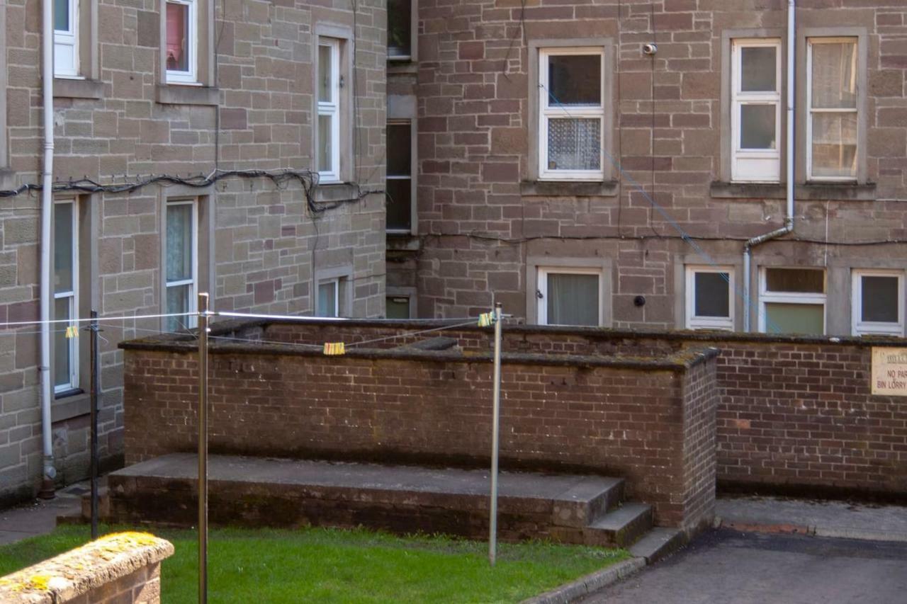 Tranquil Place In Dundee Near Docks Экстерьер фото